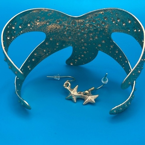 Gold Adjustable Starfish Cuff Bangle & Handmade Starfish Earrings! - Picture 3 of 3